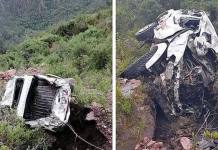 APURIMAC: DOS MUERTOS Y UN HERIDO GRAVE TRAS CAÃDA DE CAMIONETA A ABISMO