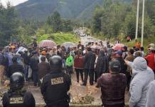 APURIMAC: VÃA ANDAHUAYLAS - CHINCHEROS - AYACUCHO BLOQUEADA EN VARIOS TRAMOS POR PIQUETES