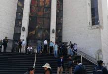 AREQUIPA: FUMIGAN CORTE DE JUSTICIA Y SUSPENDEN AUDIENCIAS
