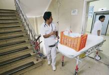 AREQUIPA: MÃ‰DICOS DEL HONORIO DELGADO EXIGEN IMPLEMENTOS PARA EVITAR CONTAGIOS DEL COVID-19