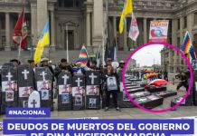 PUNO: DEUDOS DE MUERTOS DEL GOBIERNO DE DINA HICIERON MARCHA FÃšNEBRE.
