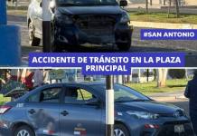 SAN ANTONIO: ACCIDENTE DE TRÁNSITO EN LA PLAZA PRINCIPAL