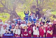 ESTUDIANTES CELEBRAN SU DIA CON VISITA GUIADA EN TORATA ESTUDIANTES CELEBRAN SU DIA CON VISITA GUIADA EN TORATA