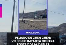 #Moquegua || Peligro en Chen Chen: vehículo impacta contra poste y deja cables expuestos en plena vía