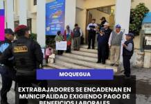MOQUEGUA | EXTRABAJADORES SE ENCADENAN EN MUNICIPALIDAD EXIGIENDO PAGO DE BENEFICIOS LABORALES.